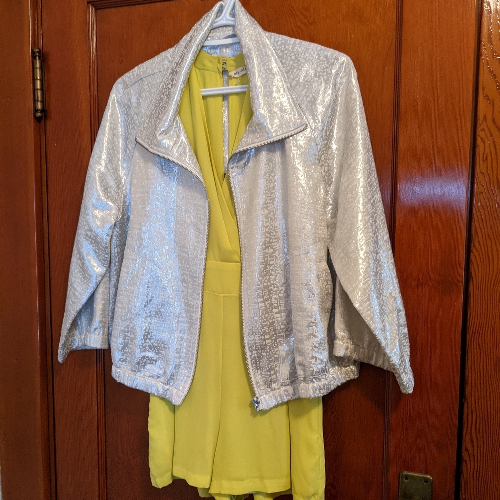 Peter Nygard Silver Zip Up Jacket